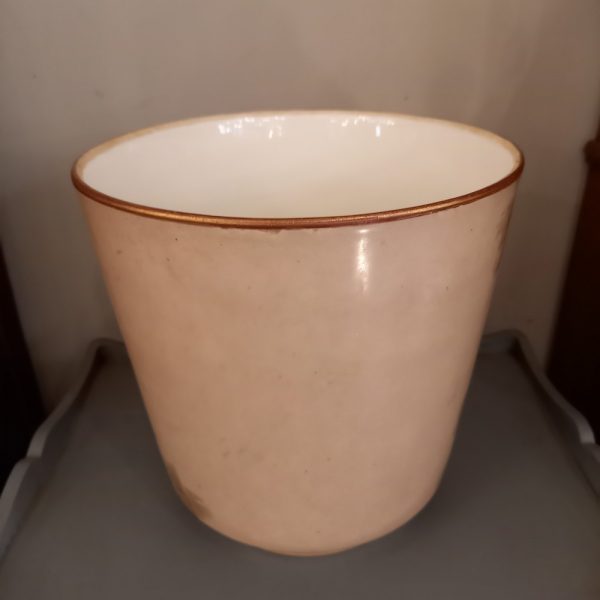 Cache Pot XIXè, en Porcelaine Ton de Grisaille Décor Hiver avec 1 biche