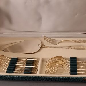 Coffret de 12 fourchettes à gâteaux avec la pelle assortie Style Louis XV Bon état