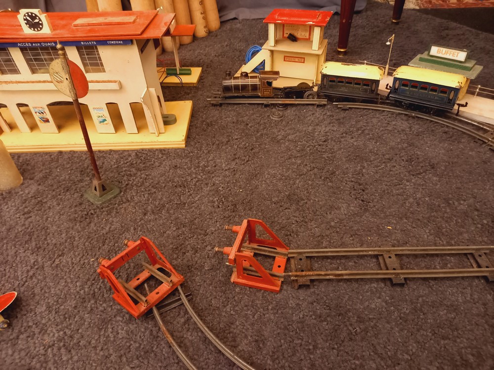 Petit Train électrique Hornby par Meccano - Antic-Déco et La Marotte  d'Amélie