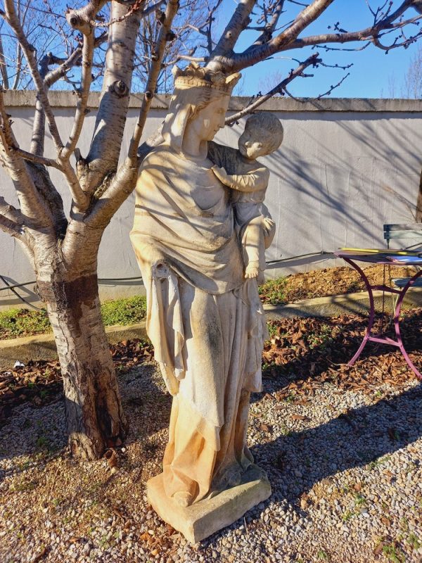 Grande Statue de La Vierge à l'enfant Pierre reconstituée