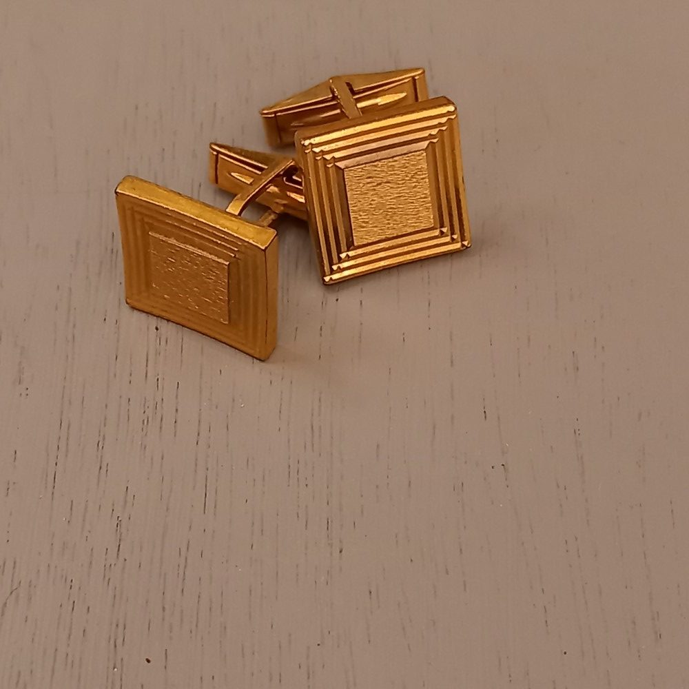 Bouton de Manchette Art-Déco métal doré