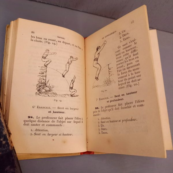 Manuel de Gymnastique, Livre ancien, de Collection avec des Illustrations