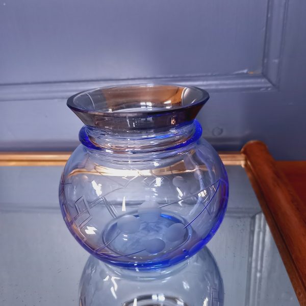 Vase Boule en verre Bleu Liseret argenté sur le col Art-Déco