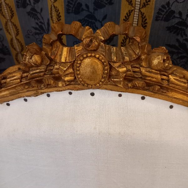 Paire de Fauteuils Bergères à Oreilles Style Louis XVI, époque XIXè, Bois doré