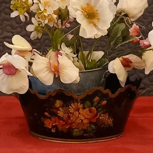 Jardinière ou rafraichissoir Napoléon III Tôle peinte, Décor de fleurs