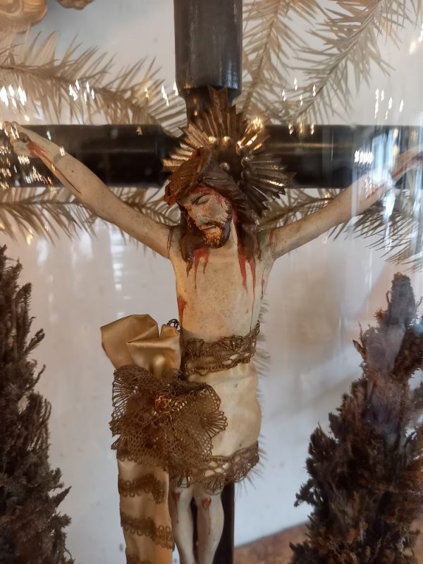 Christ en croix Globe en verre soufflé
