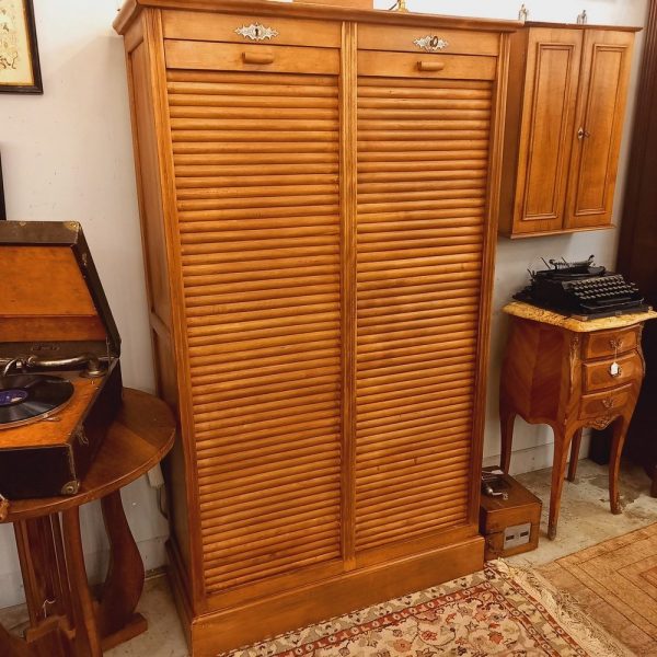 Classeur à Double Rideaux, Déco Vintage