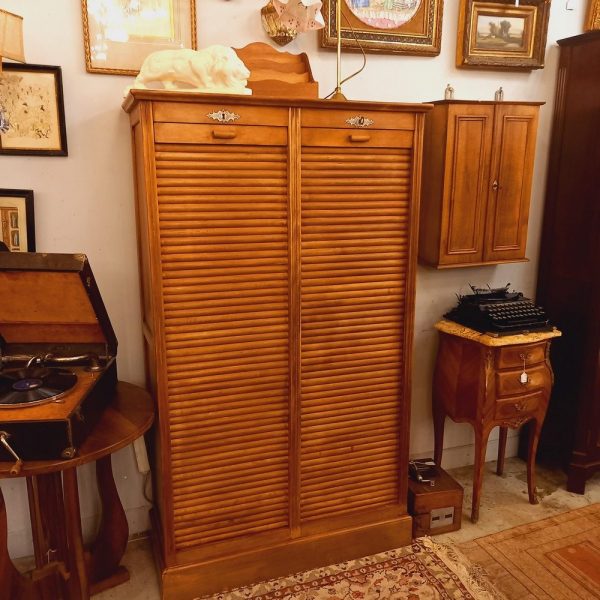 Classeur à Double Rideaux, Déco Vintage