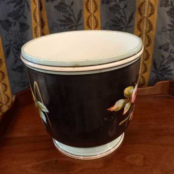 Cache-Pot Porcelaine XIXème époque Napoléon III Décor Fleurs, Fond noir
