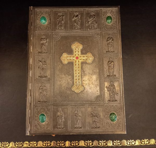 La Sainte Bible du Chanoine Crampon Couverture Pierres dures et métal