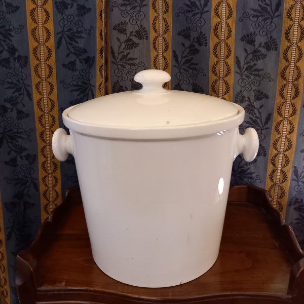 Pot Couvert Faïence blanche Pot de Chambre ancien