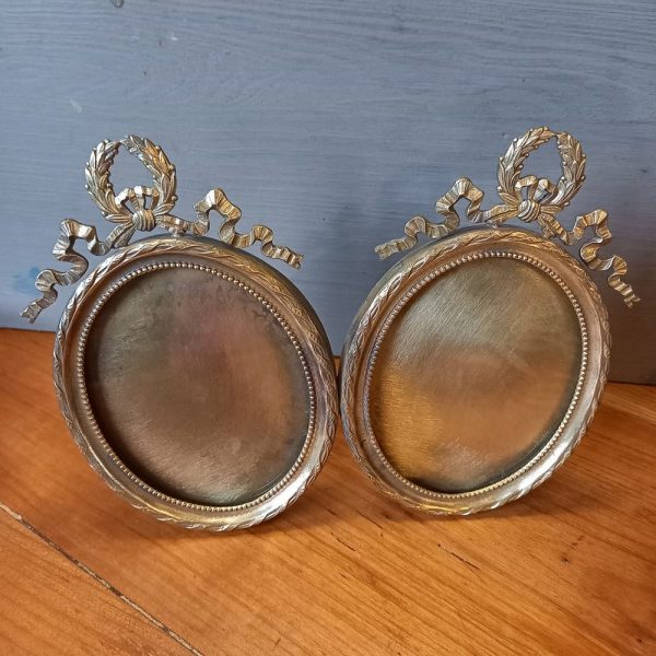 Double Cadre Photo Médaillon Modèle Ovale à poser, Bronze Décor Nœud et Ruban Louis XVI