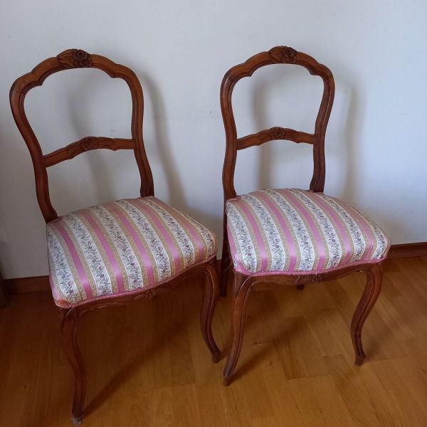 Paire de Chaises 1900, Esprit Napoléon III, Bois et Tissu fleuri, rose Dossier moulures Fleurs