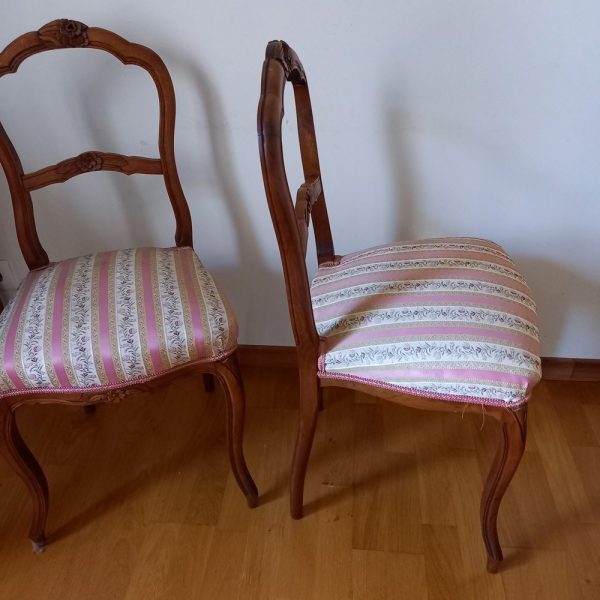 Paire de Chaises 1900, Esprit Napoléon III, Bois et Tissu fleuri, rose Dossier moulures Fleurs