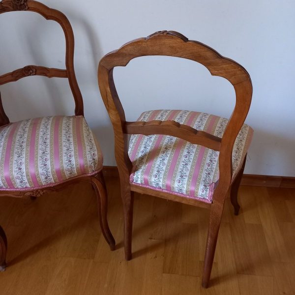 Paire de Chaises 1900, Esprit Napoléon III, Bois et Tissu fleuri, rose Dossier moulures Fleurs