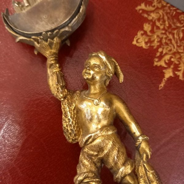Porte-Montre XIXè, Bronze Sujet, Petit Pêcheur avec son filet
