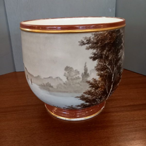 Cache-Pot Porcelaine XIXème époque Napoléon III Décor Paysage d'hiver avec moulin, rivière et bateau