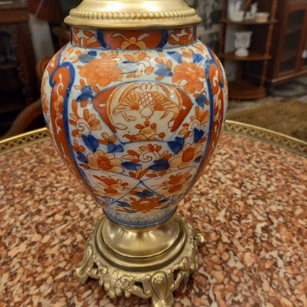 Lampe en porcelaine, décor chinois époque 1950