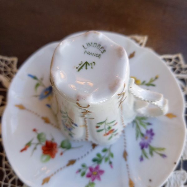 Tasse porcelaine de Limoges Décor fleurs peint à la main
