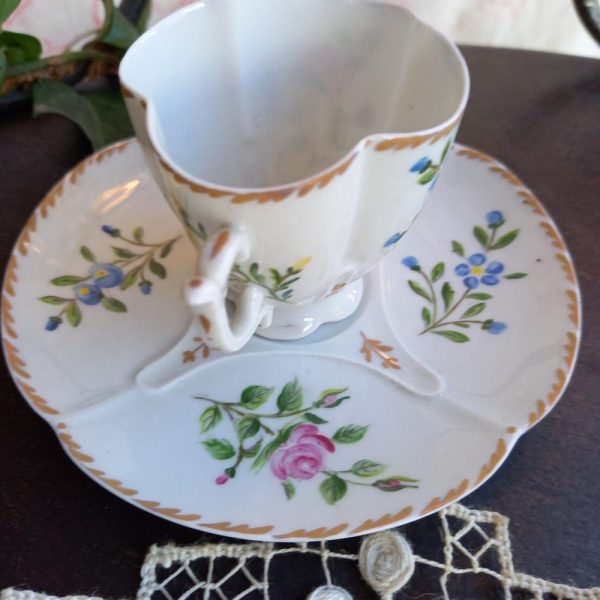 Tasse porcelaine de Limoges Décor fleurs peint à la main