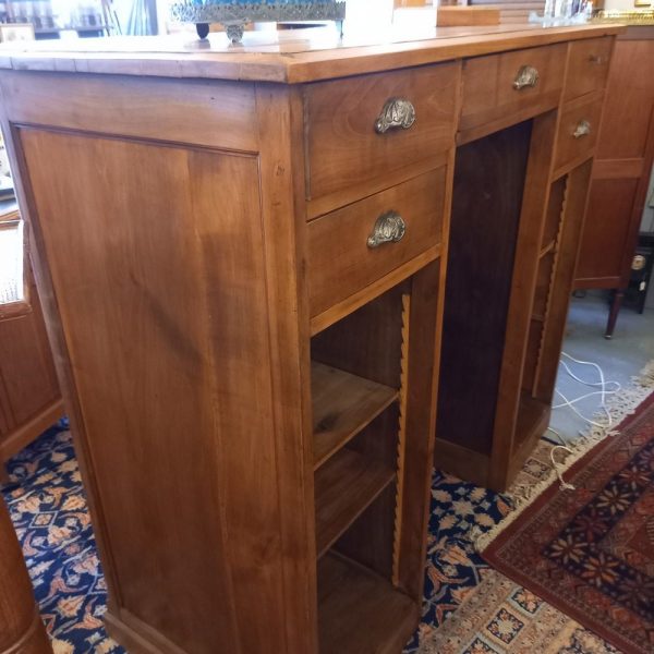 Meuble de Caisse, Comptoir ou Guichet Merisier, Epoque 1930 5 tiroirs dont fermant à clé