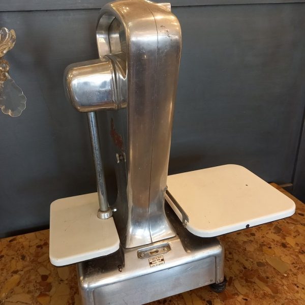 Balance d'épicerie Marque Lutrana Double face Années 50 Métal Brossé