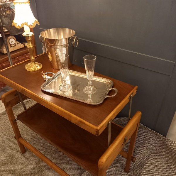 Table-Desserte à système