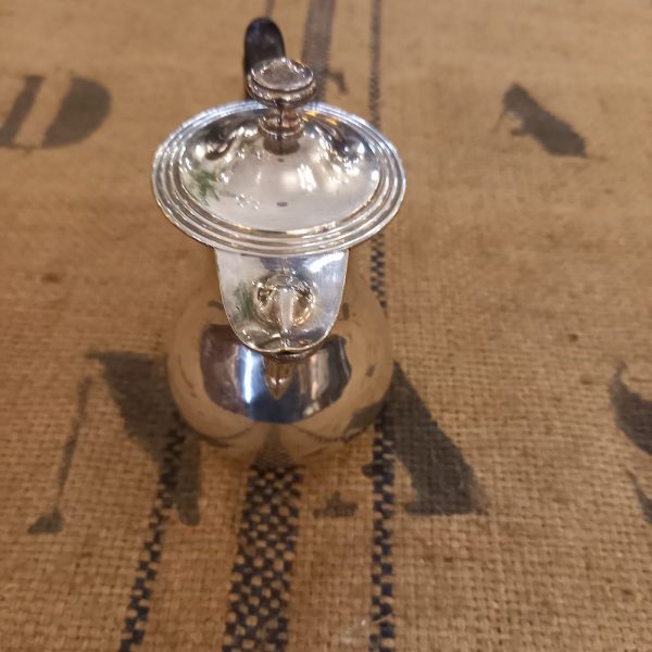 Petite Théière ou Cafetière Christofle, métal argenté Poignée en bois