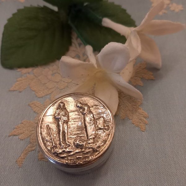 Petite Boite ronde Boite à Pilules Métal argenté L'Angélus de Millet