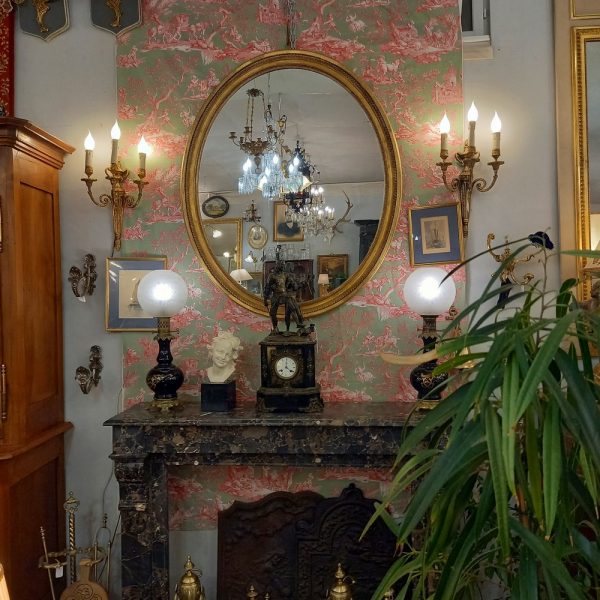 Miroir ovale Napoléon III Bois et Stuc doré Fin XIXè