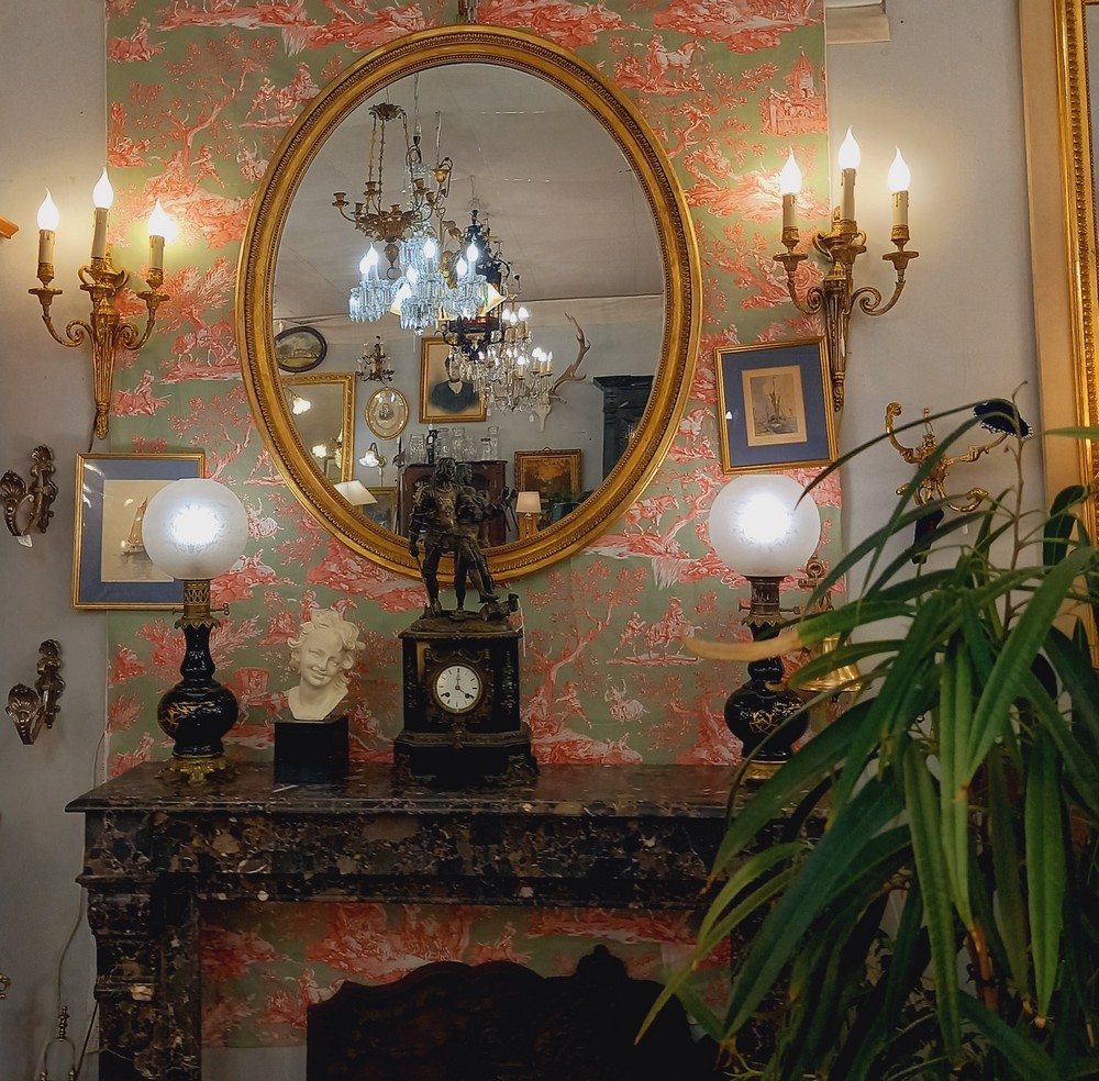 Miroir ovale Napoléon III Bois et Stuc doré Fin XIXè