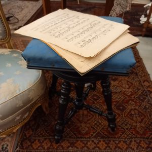 Tabouret de Piano Napoléon III Bois noirci et Tissu bleu