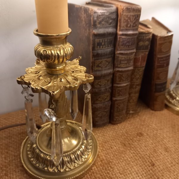 Paire de Lampes de chevet Style Classique Bronze et PampillesPaire de Lampes de chevet Style Classique Bronze et Pampilles