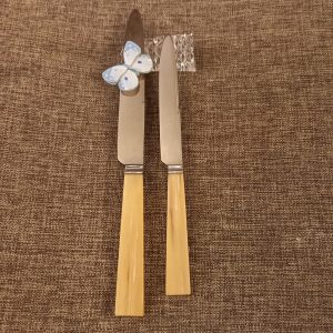 Couteaux de Table et à Fromage Modèle Art-Déco Bakélite, 24 pièces