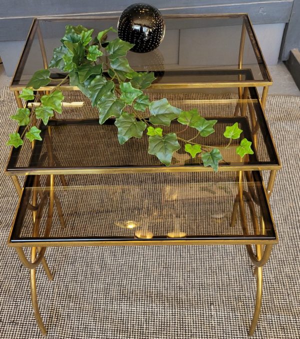 Tables Gigognes Basses Laiton et Verre Fumé Epoque 1970