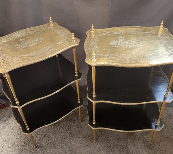 Tablettes Napoléon III Bois Noirci et Laiton  Epoque XIXè, Décor d'Anges