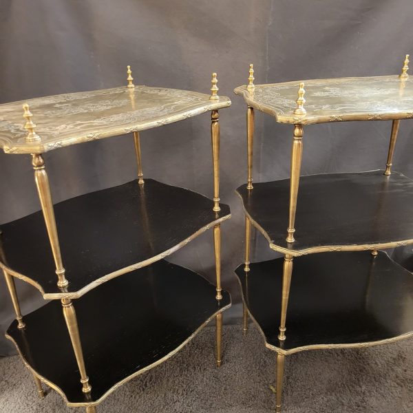 Tablettes Napoléon III Bois Noirci et Laiton  Epoque XIXè, Décor d'Anges