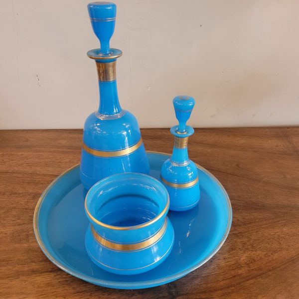 Service de Nuit Opaline Bleue, filets Dorés Epoque XIXè