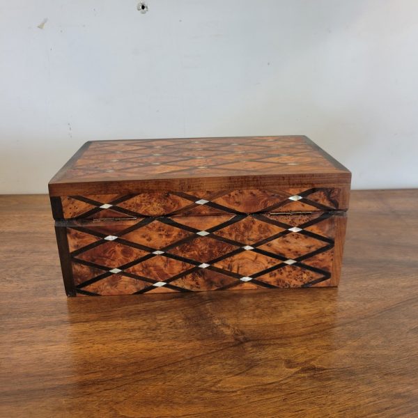 Ancien Coffret, Boîte à Bijoux Loupe de Thuya, Nacre 