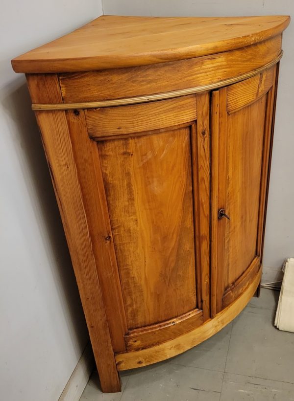Encoignure Basse Style Rustique Pin Clair, Epoque 1940