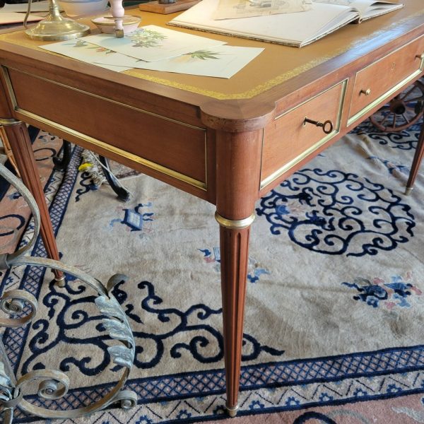 Bureau Plat Louis XVI Acajou et Laiton