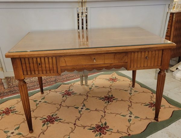 Bureau Plat Rétro avec une Plaque de Verre, époque 1930