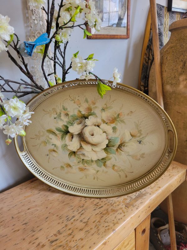 Grand Plateau Shabby Décor Floral Tôle peinte, Années 1950