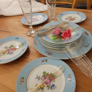 Service à Dessert Porcelaine de TchécoslovaquieAnnées 1940, Décor de Fleurs