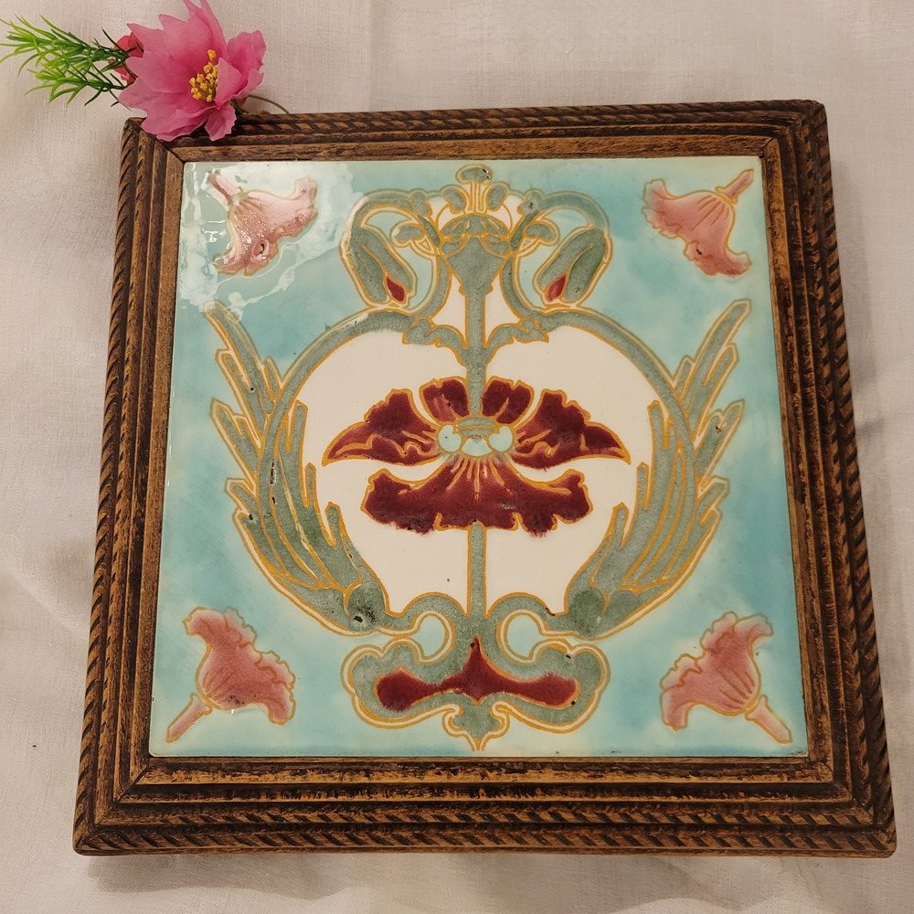 Dessous de Plat Art-Nouveau Faïence, décor Floral