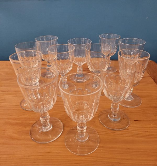 12 Verres à Vin Cristal Baccarat Clermont, Soufflés, époque XIXè