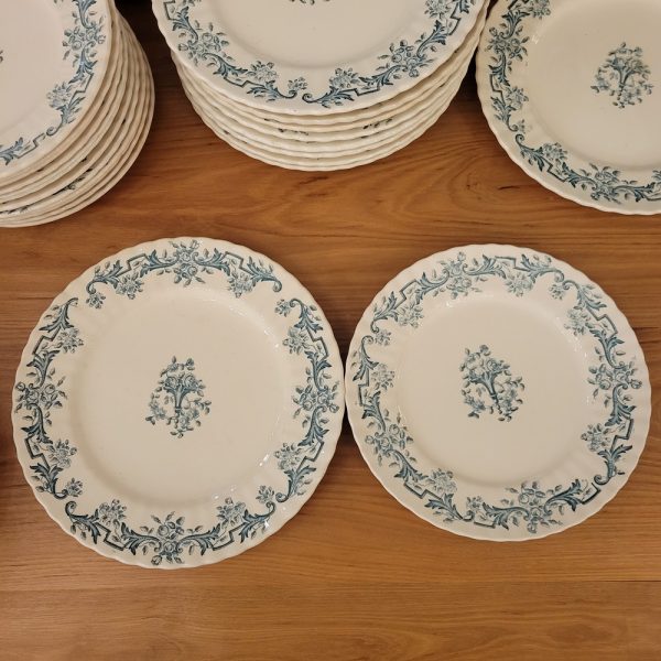 Service de Table, Modèle Louis XVI Terre de Fer Longchamp