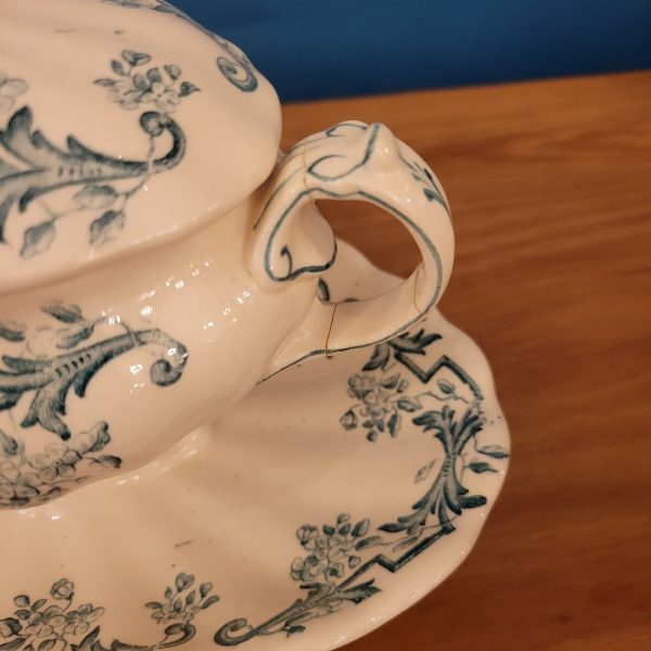 Service de Table, Modèle Louis XVI Terre de Fer Longchamp