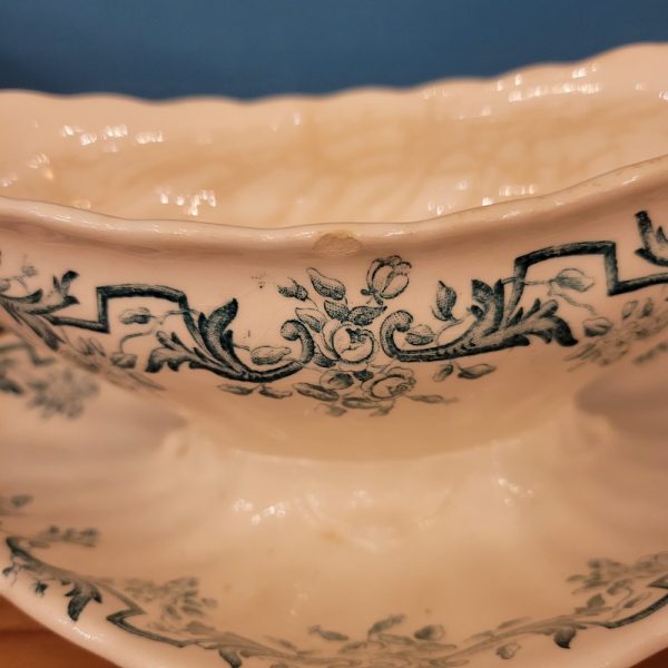 Service de Table, Modèle Louis XVI Terre de Fer Longchamp