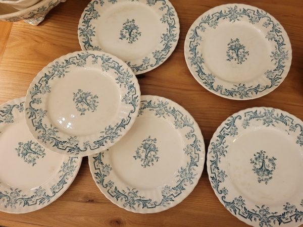 Service de Table, Modèle Louis XVI Terre de Fer Longchamp